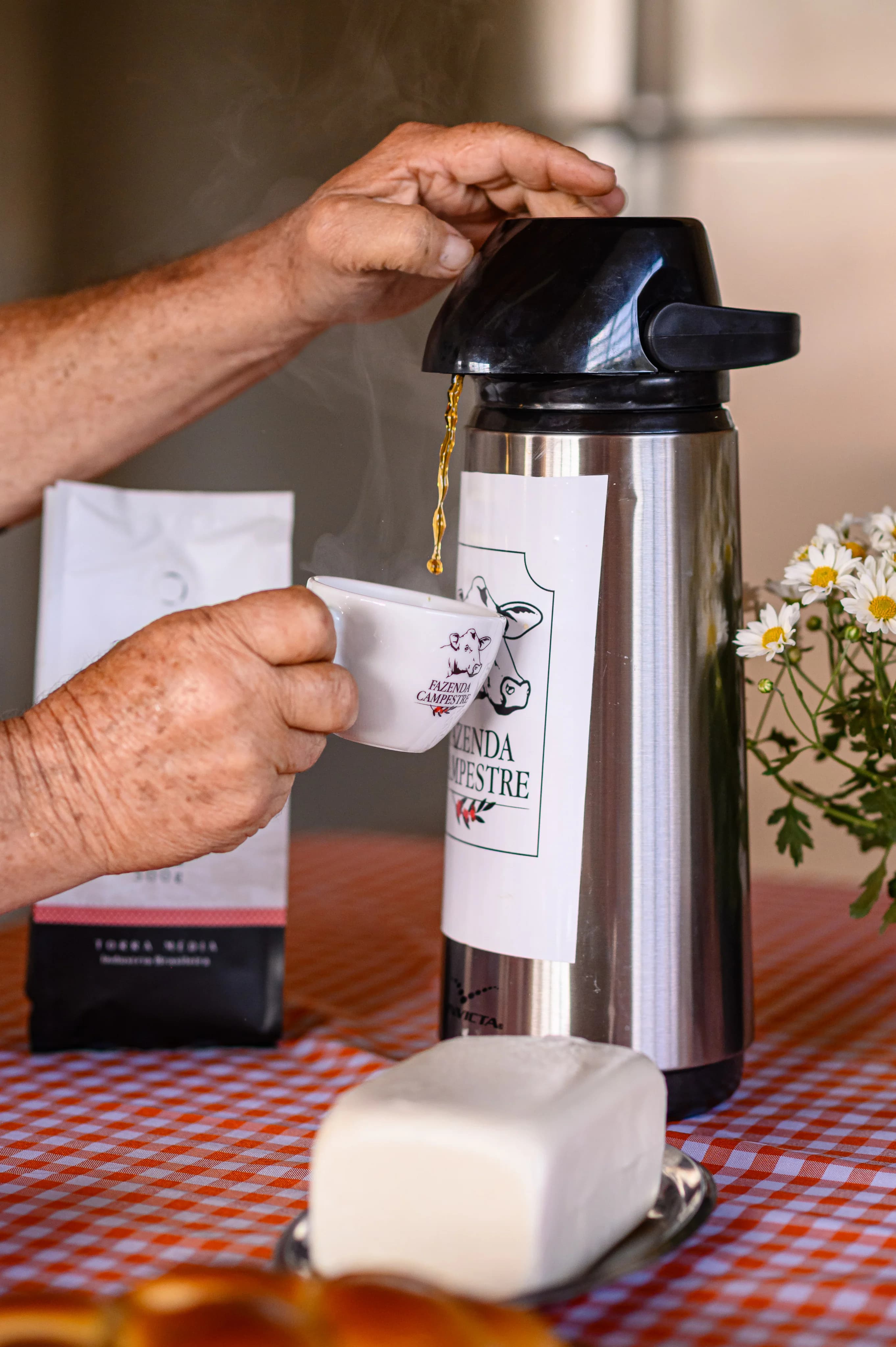 Preparo artesanal e tradição cafeeira